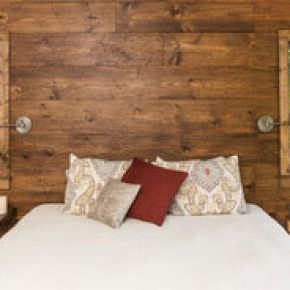 p-cabin-custom-built-wood-accent-wall